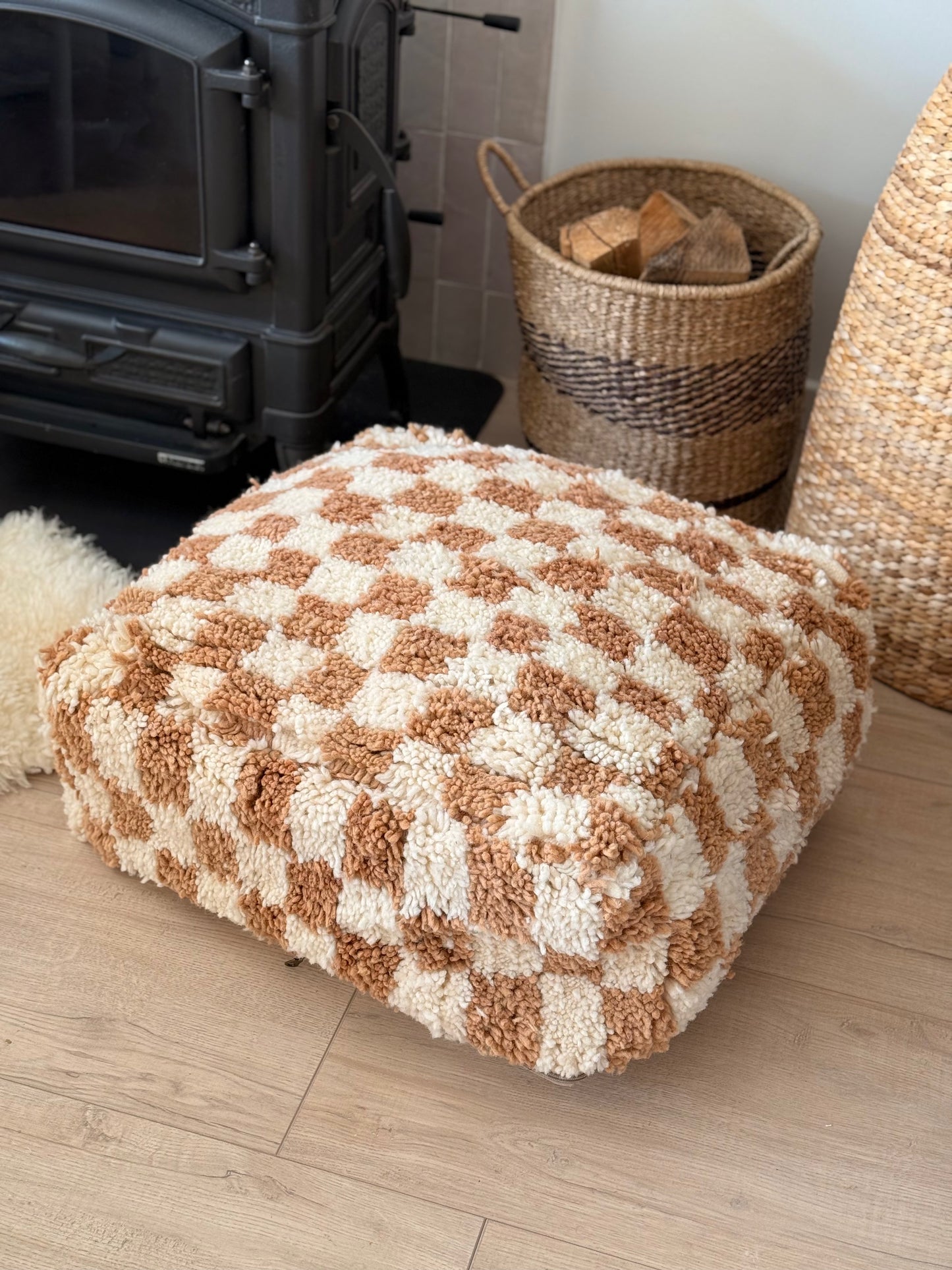 Beige Marokkaanse poef blokprint